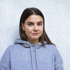 Julie 1