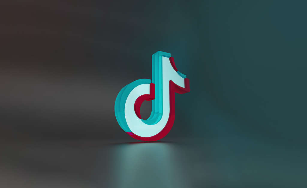 Oona agency Tik Tok header V3