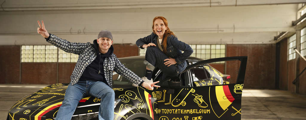 Oona Toyota Carwrap cover