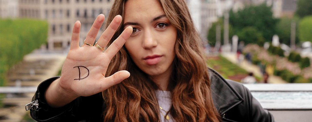 Oona 0702 Loreal Case Header